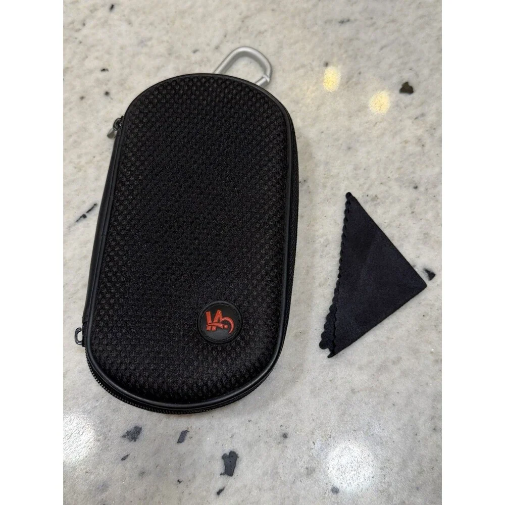 SONY PSP Carrying Travel Case Black w/Clip & Cleaning Cloth PlayStation Portable